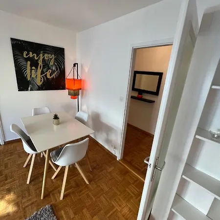 Lägenhet Casa Leo Lausanne