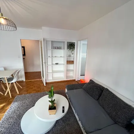 Lägenhet Casa Leo Lausanne